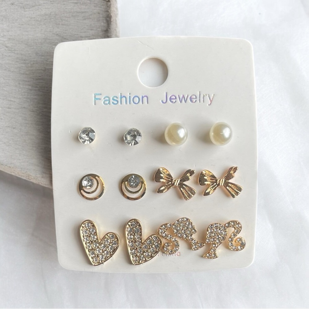 Boutique Earring Set